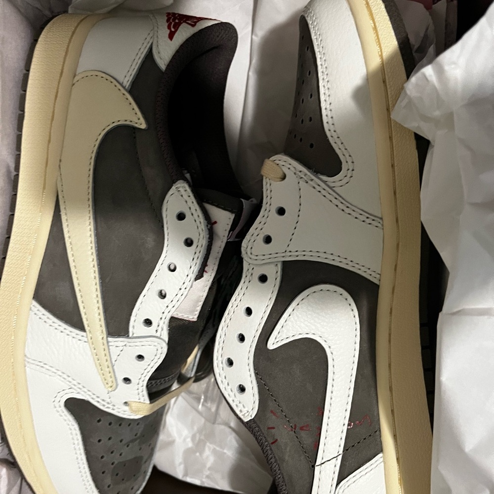 Travis scott reverse mochas